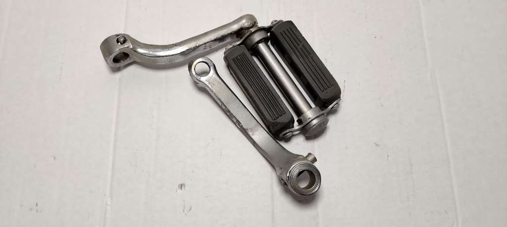 Benelli CHIAVE ACCENSIONE FARO FANALE A CHIODO 5 MM TIPO SIEM MOTOBI BENELLI GILERA MORI 