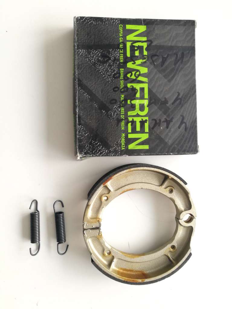 GANASCE FRENO POSTERIORE NEWFREN GF.1197 YAMAHA YP 250 MAJESTY 1996 1997 1998 