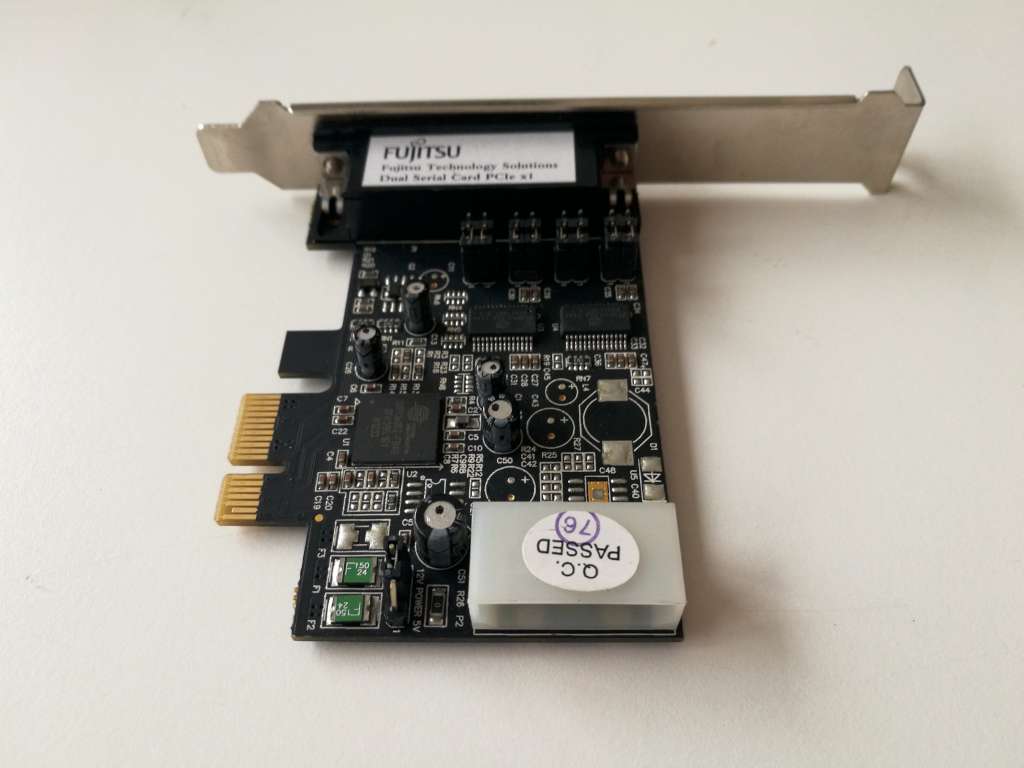 Fujitsu PCIe Dual Serial Card Carte série PCIe x1 (utilisée mais entièrement fonctionnelle) (INF.07)