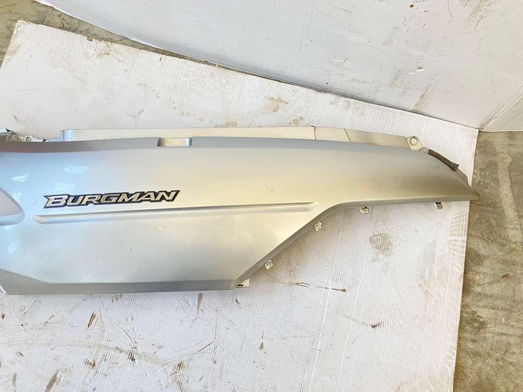 CARENA LATERALE DX SUZUKI  BURGMAN 250cc 2002 4T 47111-14FA0   (GG735)