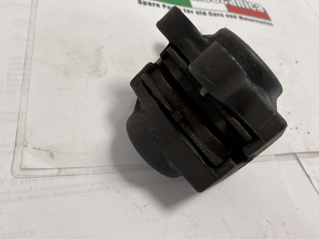 PINZA ANTERIORE  APRILIA SCARABEO 100 (535DA)