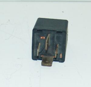 RELE\' AVVIAMENTO 12V 70AH