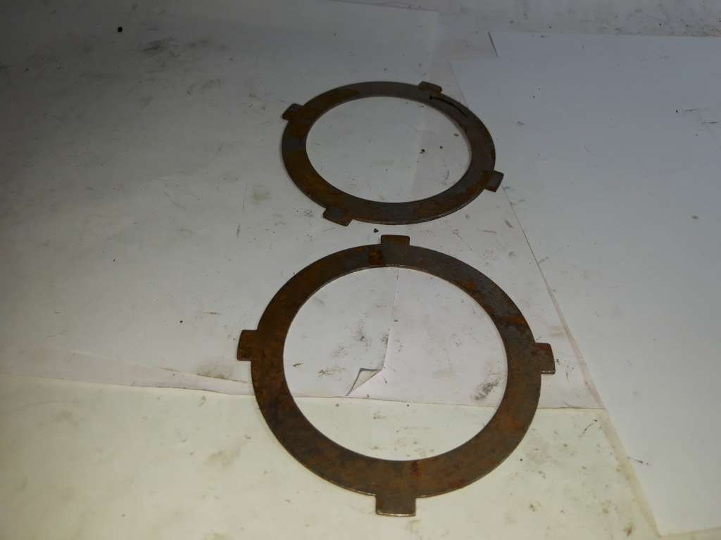 16058 image