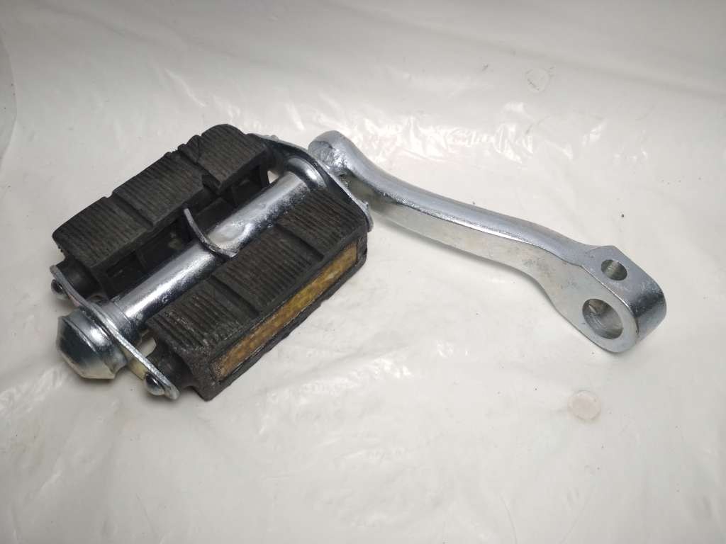 18099 image