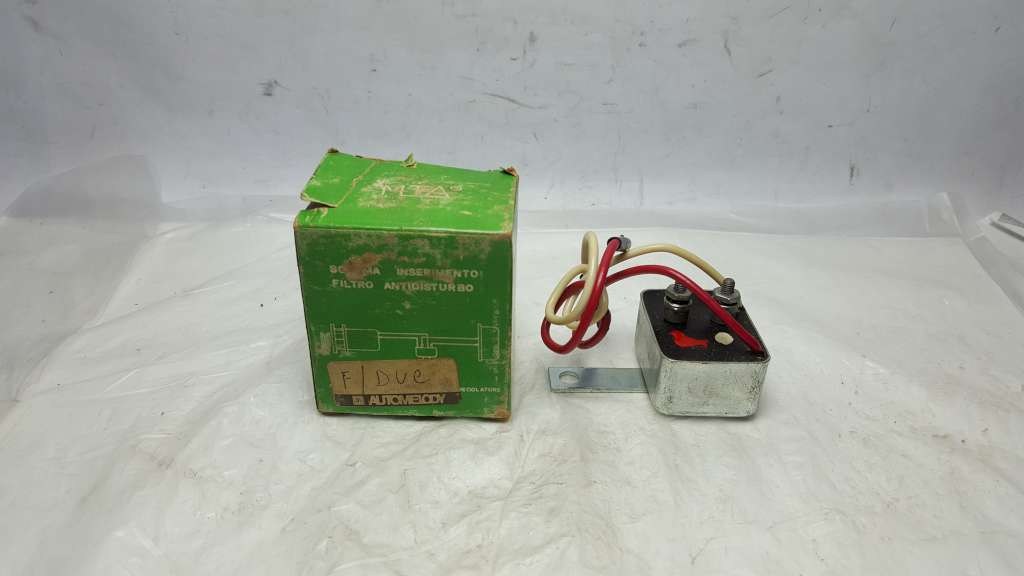 18702 image
