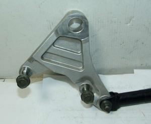 SUPPORTO FRENO POSTERIORE YAMAHA FAZER 600 ANNO 1998 2001 (A65)