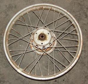 RUOTA POSTERIORE REAR WHEEL (F7)