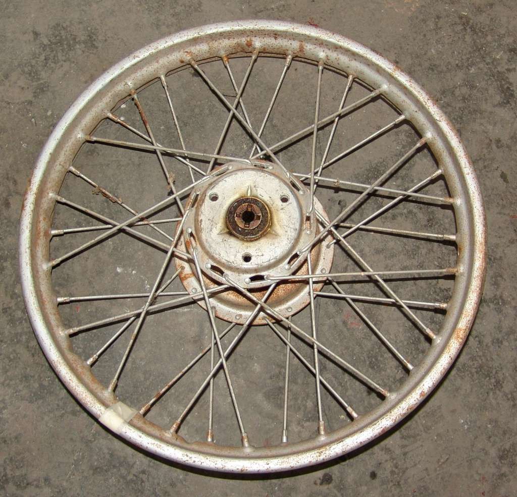 RUOTA POSTERIORE REAR WHEEL (F7)