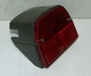 FANALE FARO POSTERIORE REAR LIGHT CEV CH10222 PIAGGIO (A726)