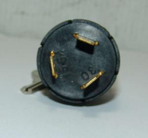 BLOCCHETTO CHIAVE AVVIAMENTO 2 POSIZIONI DUCATI 250 350 450 MARK DESMO BL7911