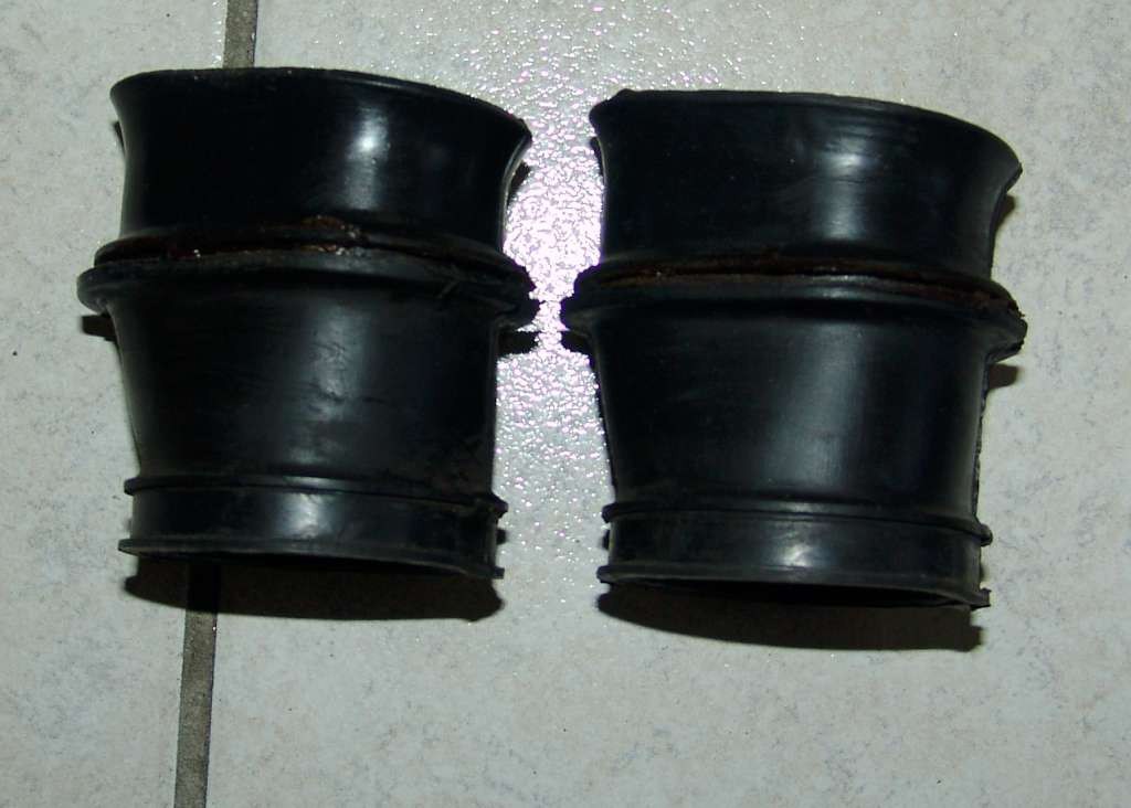 COLLETTORE COLLECTOR IN GOMMA HONDA CBN 400