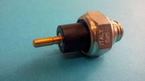 SENSORE PRESSIONE OLIO GUZZI 1000gt 1000s 1000 sp/II/III 1000 v10 1000 quota ST7859