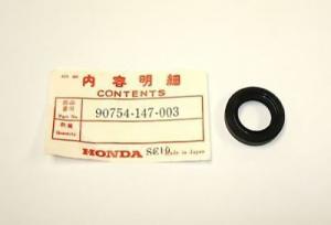 HONDA NA50 NB50 NC50 FRONT WHEEL OIL SEAL 90754-147-003