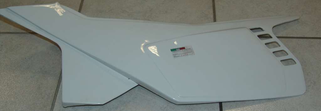 FIANCHETTO CARENA POSTERIORE SINISTRO SIDE BOTTOM MALAGUTI MGX/MFX (C449)