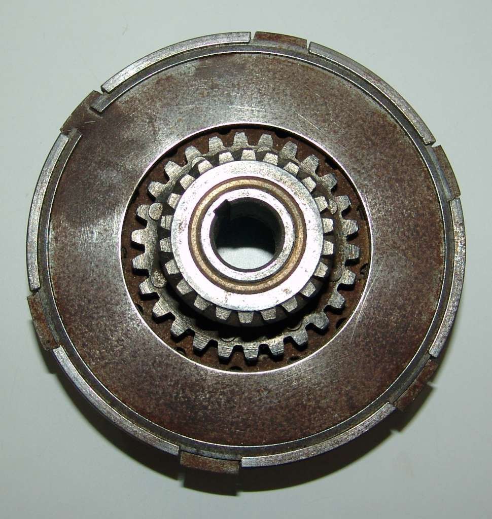 CAMPANA FRIZIONE MINARELLI BENELLI MORINI ECC. T39