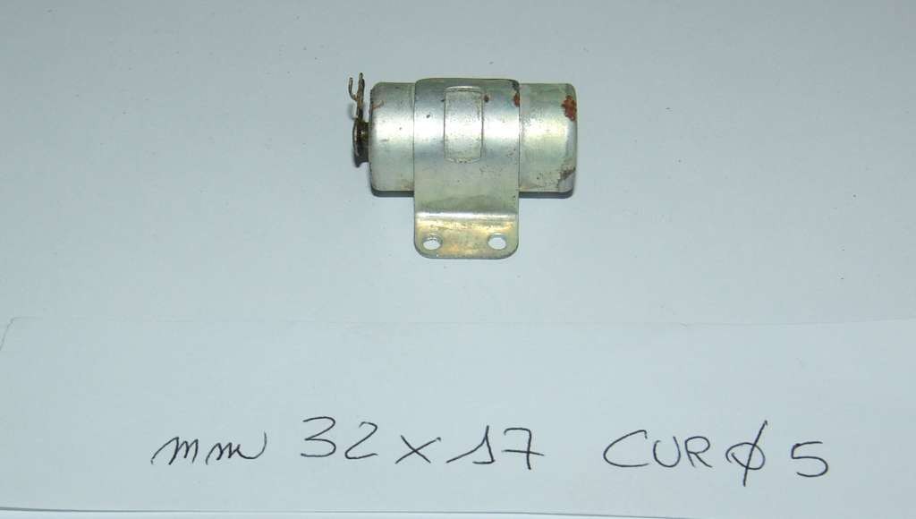 CONDENSATORE CAPACITOR DUCATI mm 32 x 17 CUR05