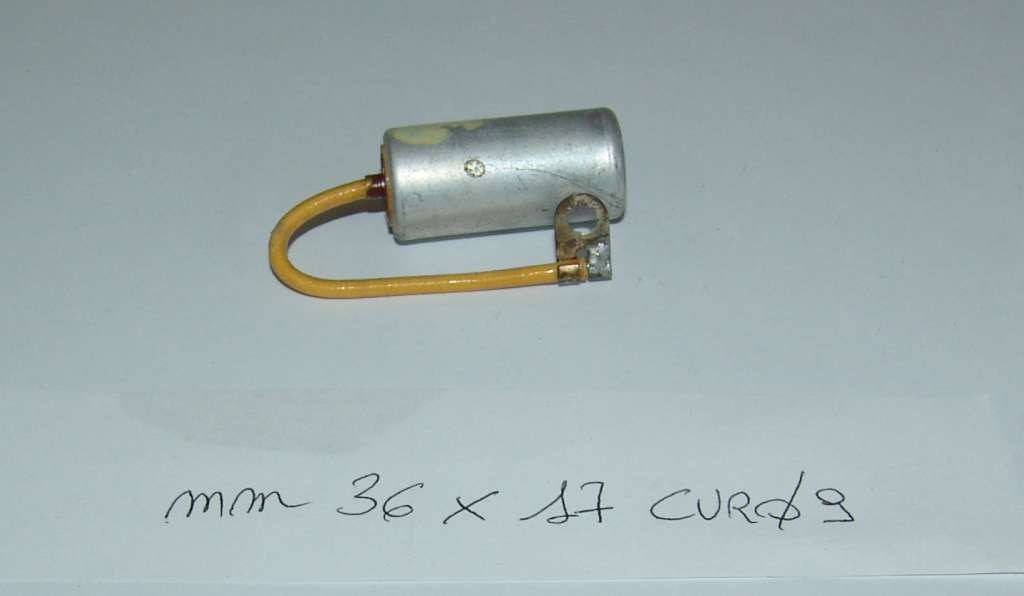 CONDENSATORE CAPACITOR mm 36 x 17 CUR09
