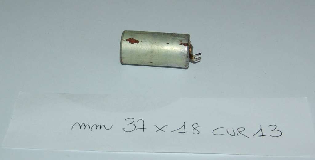 CONDENSATORE CAPACITOR mm 37 x 18 CUR13