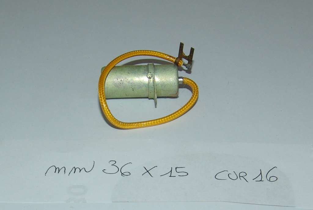CONDENSATORE CAPACITOR mm 36 x 15 CUR16