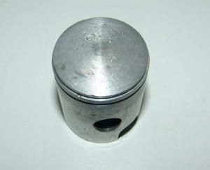PISTON KOLBEN PISTONE CICLOMOTORE PIAGGIO C108 D.39