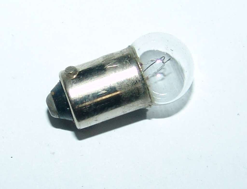 LAMPADINA FARO LIGHT BULB 6V 3W LA072