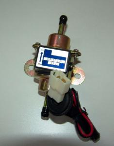 POMPA BENZINA FUEL PUMP UNIVERSALE A 12V CC (RU0118)
