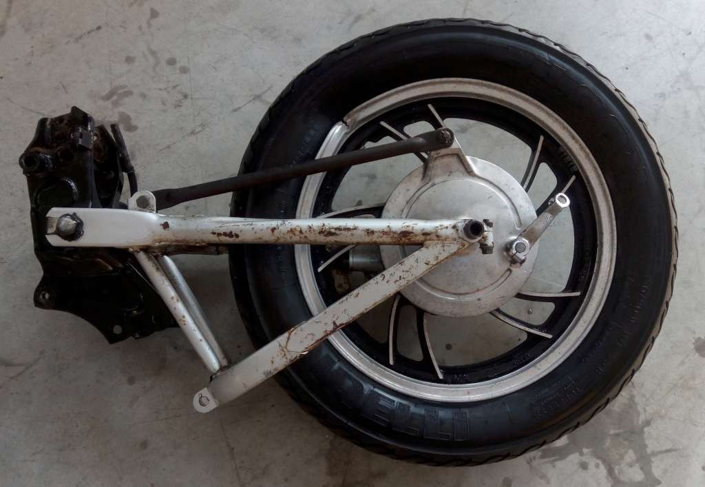 YAMAHA VT 500  GARDANO POSTERIORE COMPLETO   (B831)