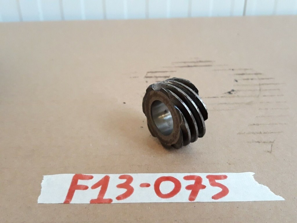 F13-075 image